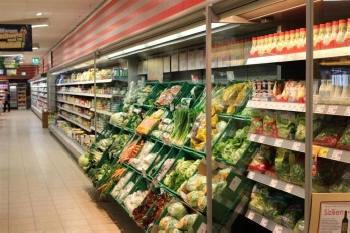 supermarket shelving with slanted shelves