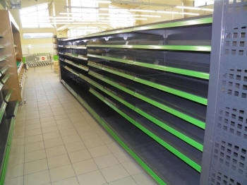 cosmetics shelving with mirrors