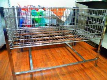 clothing hanger with adjustable height