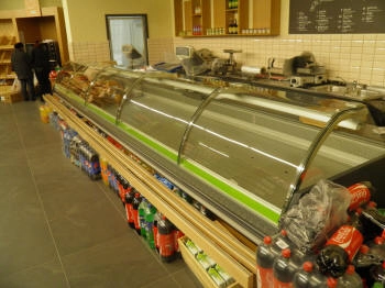 refrigerated counter for delicatessen with temperature control