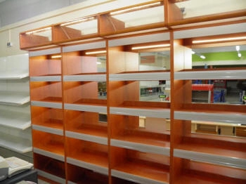 tech equipment shelving with anti-vibration inserts