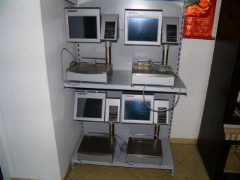 rotating hanger for maximum space utilization