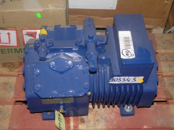 refrigeration system with remote monitoring